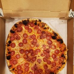 Peng’s Pizza Pies - Pepperoni pizza. Perfectly simple