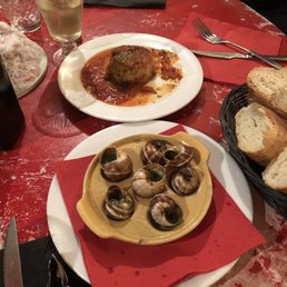 Zucchini flan, escargot, fresh baguette