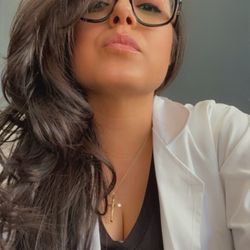 chda - Student esthetician ! She is there Tuesday- Friday 5:30-8pm for all your esthetic needs .