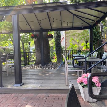 Soku Asian Fusion - Outdoor dining space - Asian Fusion Near Me - Great Neck, New York Soku Asian Fusion - Outdoor dining space - Asian Fusion Near Me - Great Neck, New York