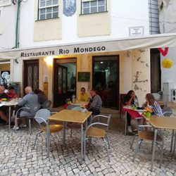 Rio Mondego - Pic of restaurant from outside.