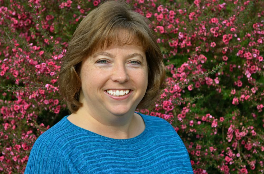 Debbra Bronstad, LMFT - grief counselor in Rochester Hills, MI