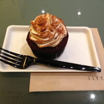 Sift Patisserie - Smores cupcake! One of my favorites - very marshmallow-y - Cupcakes Near Me - Hong Kong, HK