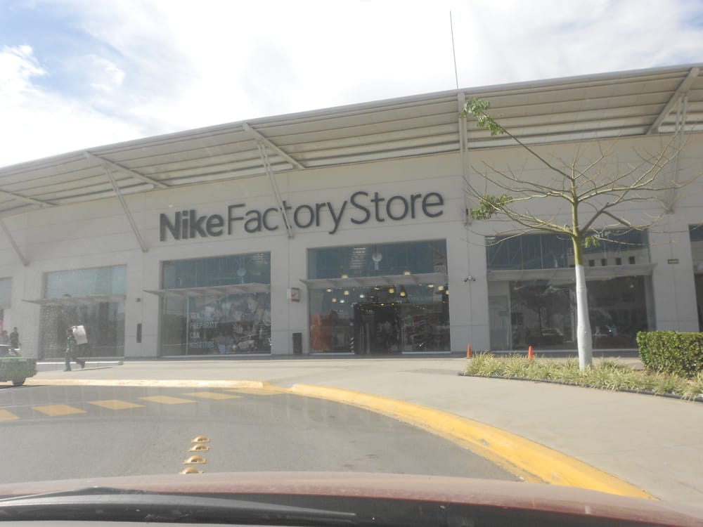 Nike Factory Leon Store, 54% OFF | www.santramonsagratcor.cat