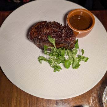 Redeye Grill - Filet - New American Near Me - New York, New York Redeye Grill - Filet - New American Near Me - New York, New York