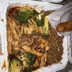 Chopstix - Chicken and beef with broccoli.