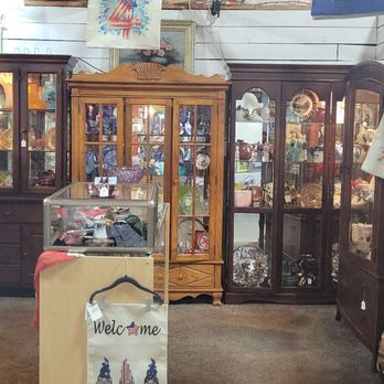 Bliss Marketplace - Abbys Place now open space 52 - Furniture Stores Near Me - Rancho Cordova, California