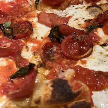 Juliana's - Margherita pizza - Pizza Near Me - Brooklyn, New York Juliana's - Margherita pizza - Pizza Near Me - Brooklyn, New York