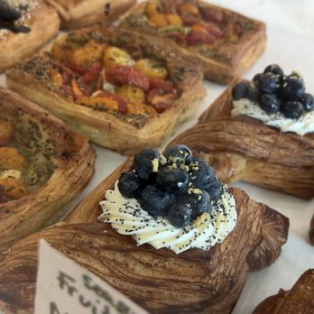 Paris En Rose - Cafes Near Me - Del Mar, California Paris En Rose - Cafes Near Me - Del Mar, California