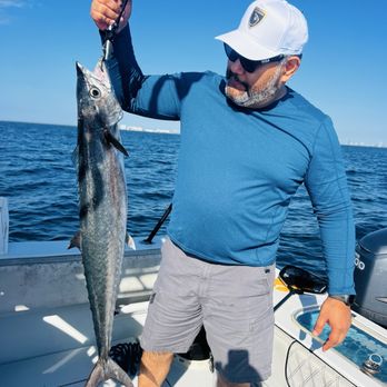 Pelagic Pirate Charters - Kingfish (HUGE 25lbs) - Fishing Near Me Pelagic Pirate Charters - Kingfish (HUGE 25lbs) - Fishing Near Me