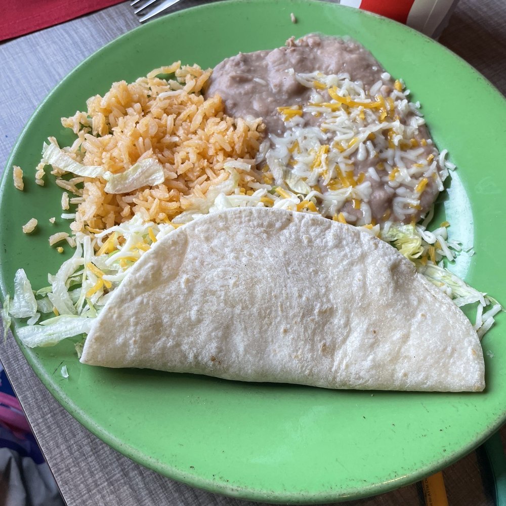 Cafe Sabor - Beef Taco kids meal - Mexican Near Me - St. George, Utah Cafe Sabor - Beef Taco kids meal - Mexican Near Me - St. George, Utah