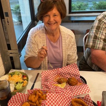 Juicy & Crab - Appetizers! and the side salad... - Wine Bars Near Me - Kissimmee, Florida Juicy & Crab - Appetizers! and the side salad... - Wine Bars Near Me - Kissimmee, Florida