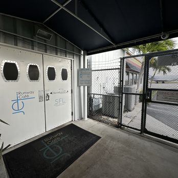 Jet Runway Cafe - Entrance - American Near Me - Fort Lauderdale, Florida