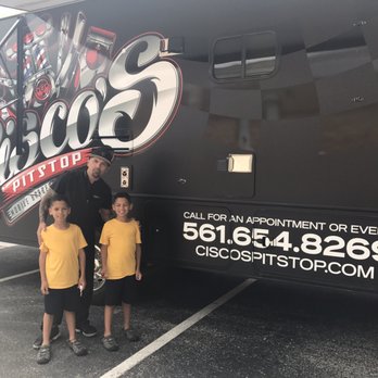 Cisco's Pitstop Barbershop - Barbers Near Me - Boca Raton, Florida Cisco's Pitstop Barbershop - Barbers Near Me - Boca Raton, Florida