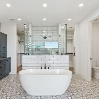Mary Redente Photography - Master Bath Real Estate Photo - Event Photography Near Me Mary Redente Photography - Master Bath Real Estate Photo - Event Photography Near Me