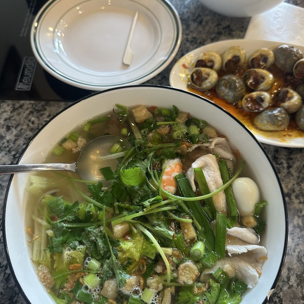 Gạo Vietnamese Kitchen - Vietnamese Near Me - Boston, Massachusetts