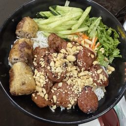 Bun nem nuong