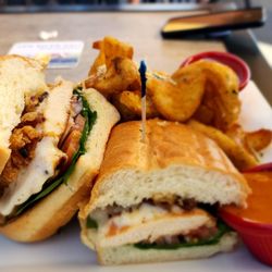 Jams@209 Sports Bar & Grill - Chipotle Chicken Sandwich