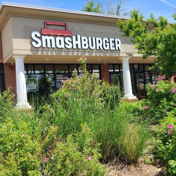 Smashburger - the front of the restaurant - Burgers Near Me - Lakewood, Colorado Smashburger - the front of the restaurant - Burgers Near Me - Lakewood, Colorado