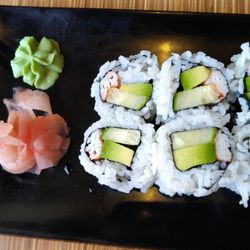 Kikaku Sushi Bar