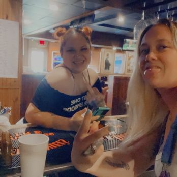 Big Apple Cafe - Breathers and waitresses showing love - American Near Me - Fort Worth, Texas