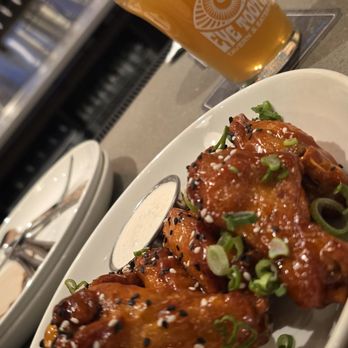 Eye Tooth - Sweet and spicy king fries, and the tropical escape revolving tap - Pizza Near Me - Anchorage, Alaska