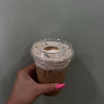 Chocolate Cafe Kitchen - Banana Cream Latte - Cafes Near Me - Los Angeles, California