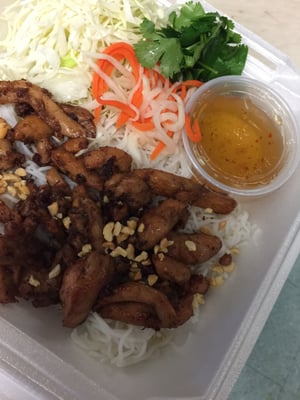 Thuy's Pho by null