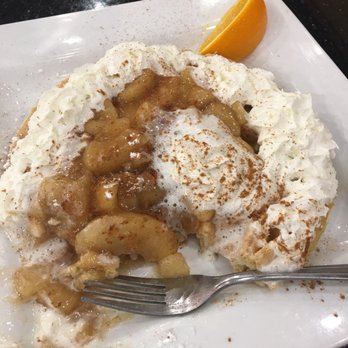 Keke's Breakfast Cafe - Apple cinnamon waffle - Breakfast & Brunch Near Me - Apopka, Florida