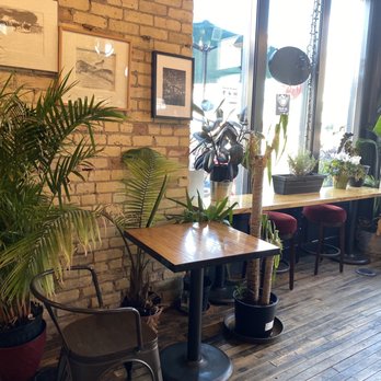 Cafe Astoria - Front area seating - Coffee & Tea Near Me - Saint Paul, Minnesota