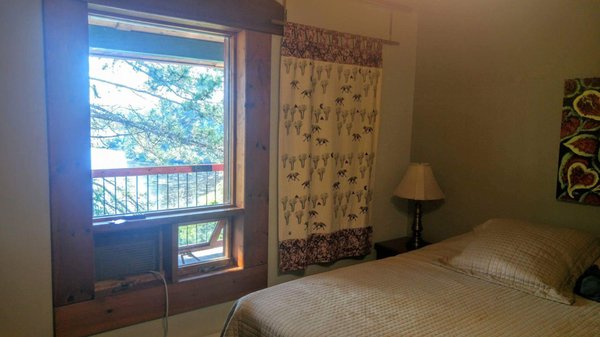 Auberge St-Mathieu-Du-Lac by null