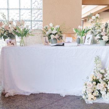 The Perfect Day By JV - Welcome/ sign-in area - Floral Designers Near Me The Perfect Day By JV - Welcome/ sign-in area - Floral Designers Near Me