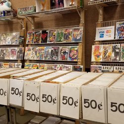 Lehigh Valley Comic Convention - .50 longboxes Lehigh Carbon Community College location.