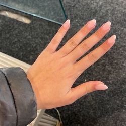 Eve Nails & Spa