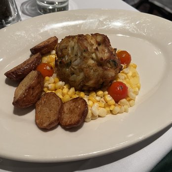 Old Ebbitt Grill - Crab cake surrounded by fresh corn - Bars Near Me - Washington, DC, District of Columbia Old Ebbitt Grill - Crab cake surrounded by fresh corn - Bars Near Me - Washington, DC, District of Columbia