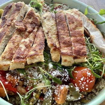 Salt  + Lime - Vegetable/quinoa salad with chicken added - Mexican Near Me - Del Mar, California