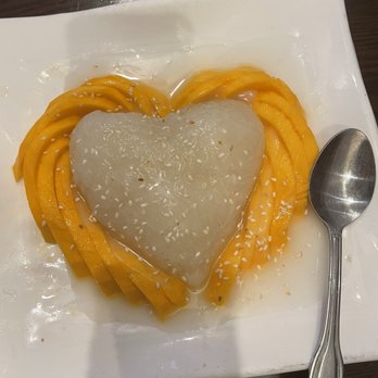 Thai Lotus - Mango with Sticky Rice - Thai Near Me - Corona, California