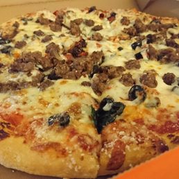 Beef, Spanish and black olive pizza