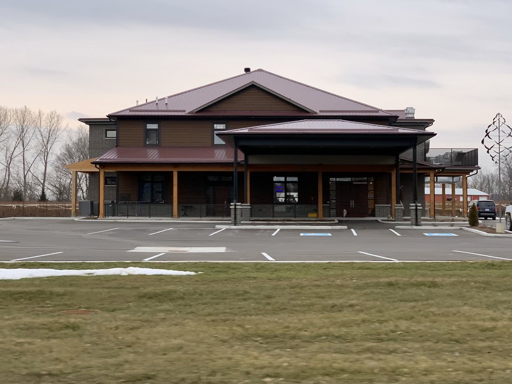 CREW COLCHESTER RIDGE ESTATE WINERY 10 Photos Wineries 108