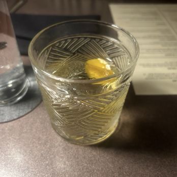 Vintage Books - Nami Hana Negroni - Speakeasies Near Me - Honolulu, Hawaii