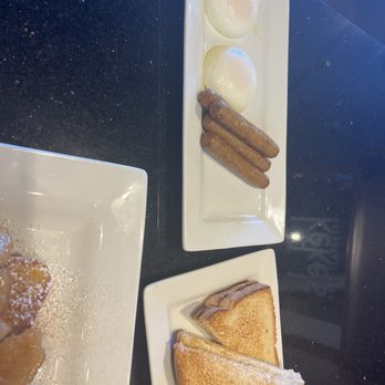 Keke's Breakfast Cafe - Side of toast with my breakfast combo - Breakfast & Brunch Near Me - Largo, Florida