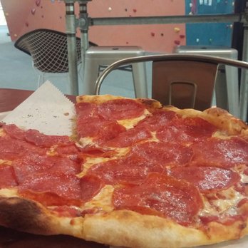 5 Ate Cafe - Pepperoni pizza - Pizza Near Me - Spring, Texas