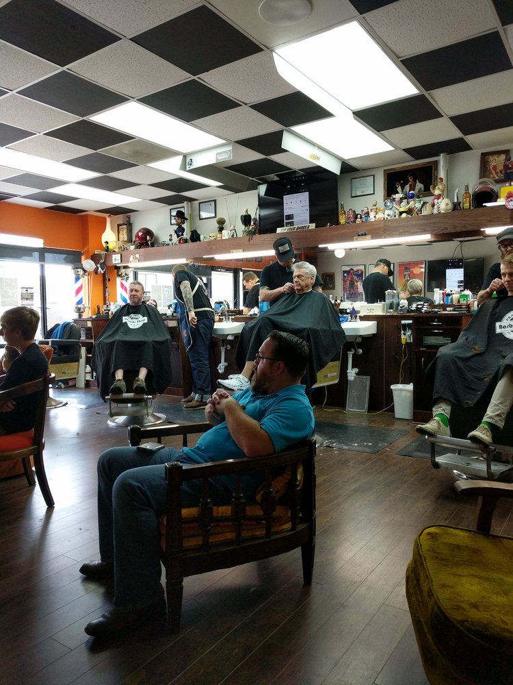 FRANKLIN PLAZA BARBER SHOP 21 Photos & 36 Reviews Barbers 2701