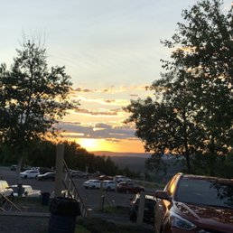 SLOPESIDE PUB & GRILL - Updated May 2025 - 216 Photos & 232 Reviews ...