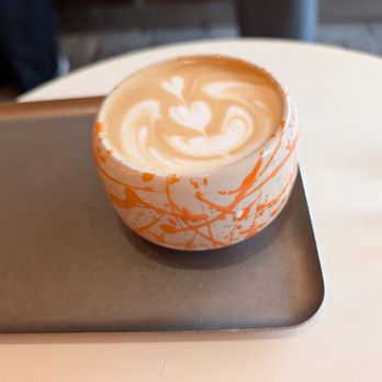 LATTE CLUB - Bastille - Cappuccino - Coffee & Tea Near Me - Paris, 75 LATTE CLUB - Bastille - Cappuccino - Coffee & Tea Near Me - Paris, 75