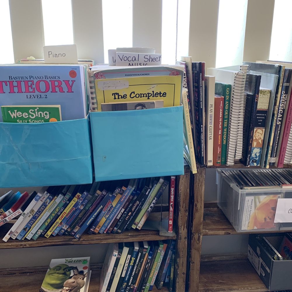 Hawaii Kai Community Bookstore - Piano & song sheets - Bookstores Near Me - Honolulu, Hawaii Hawaii Kai Community Bookstore - Piano & song sheets - Bookstores Near Me - Honolulu, Hawaii