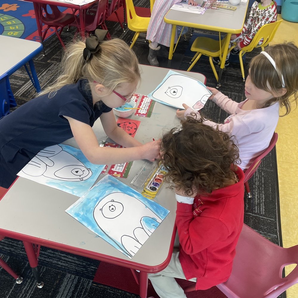 Interactive Academy - Arts and crafts - Preschools Near Me - Zionsville, Indiana