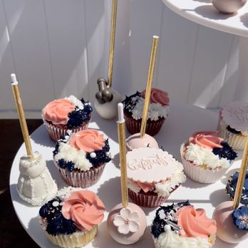 Elite Baking - Cupcakes and cakepops - Bakeries Near Me - San Diego, California