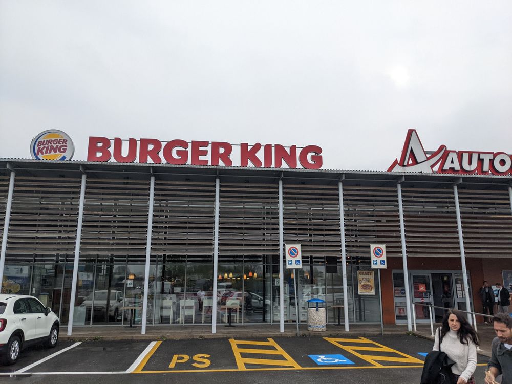 AUTOGRILL LAMBRO SUD 14 Photos A4 Torino Trieste, Cinisello