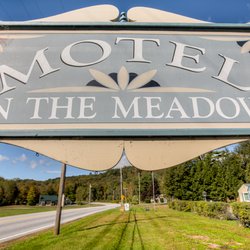 Motel In The Meadow